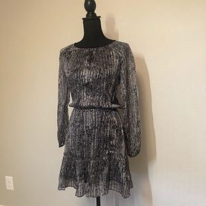 Quiet shimmer dress
